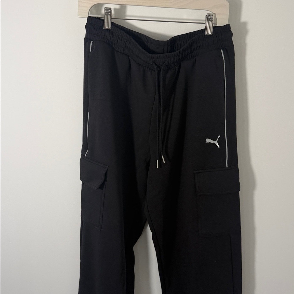 NWT Puma Men's Sport Pack Relaxed Fit Black Cargo Pants size medium - Picture 3 of 9